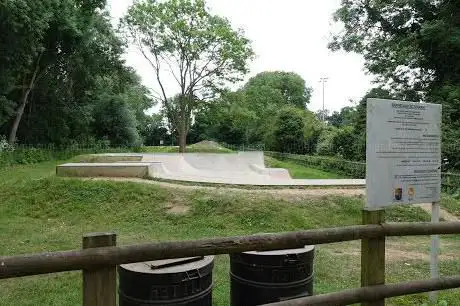 Photo de Thrapston Skatepark