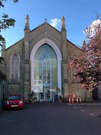 Photo de Lymington URC
