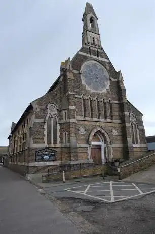 Photo de St Henry & St Elizabeth R C Church