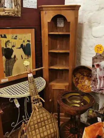 Photo de Ferailles - (knot just a furniture shop!)