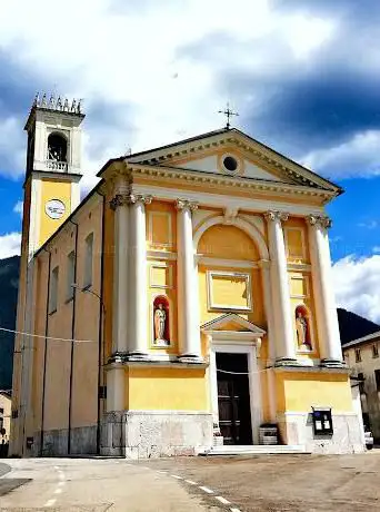 Photo de Chiesa parrocchiale di S. Rocco di Tretto