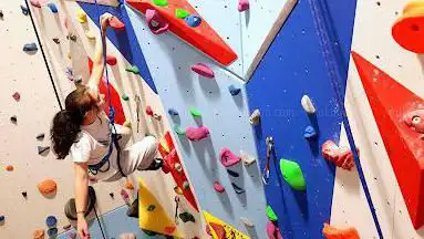 Photo de Slough Climbing Wall