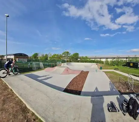 Photo de Whiteley Skatepark