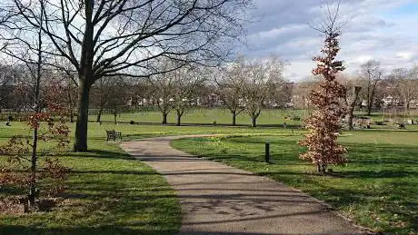 Photo de Spinney Hill Park
