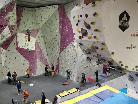 The Boardroom Climbing Ltd