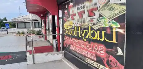 Photo de Lucky House