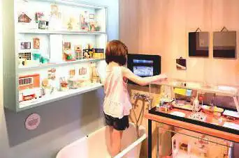 Photo de Toy Museum / village and Rebbaumuseum