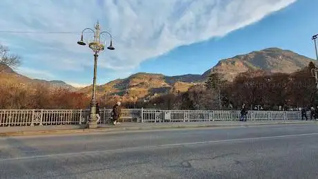 Photo de Mercatino di Natale