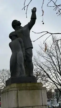 Jan Olieslagers Statue / Sculpture de luchtvaartpionier / Beeld W.Kreitz