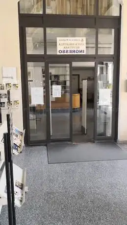 Photo de Biblioteca Comune di Voghera