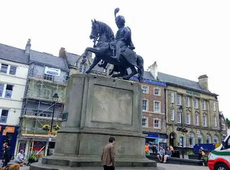 Statue of Neptune