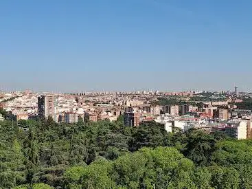 Photo de Lookout at the Ledge of the Royal Palace