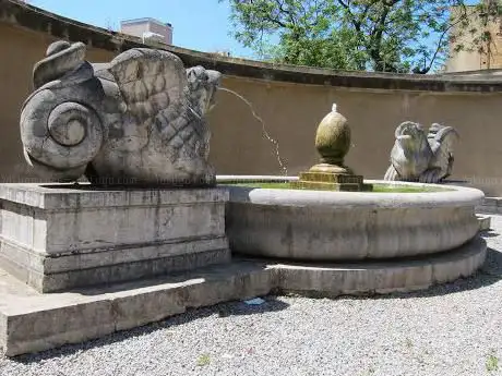 Photo de Fountain of the two Dragons
