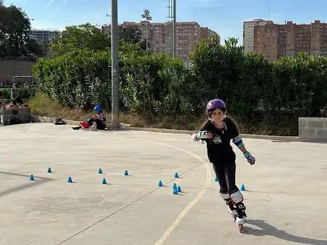 Photo de CLUB DE PATINATGE VALÈNCIA ROYALS - Classes de Patinatge