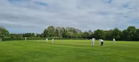 Photo de Crathorne Cricket Ground
