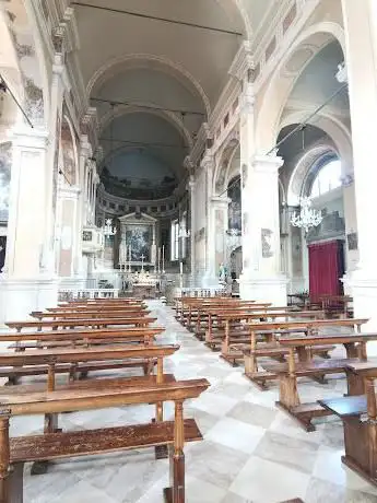 Photo de Chiesa di Sant'Angela Merici (Sant'Afra)