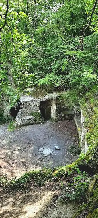 La grotte de l'ermite