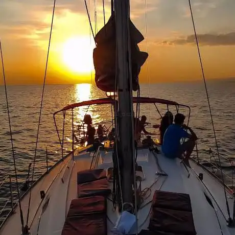 Photo de YOU SAIL by www.vivirenunvelero.com