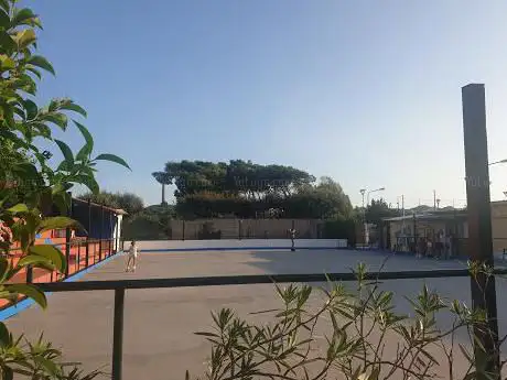 Photo de Associazione Polisportiva Dilettantistica Circolo Ilva Bagnoli