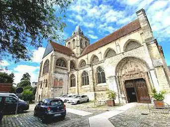 Église Saint-Taurin