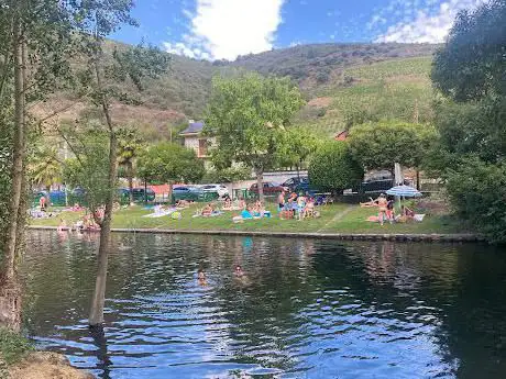 Photo de Playa fluvial de Sobrado