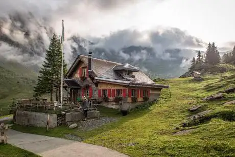 Photo de Bannalp Chrüzhütte