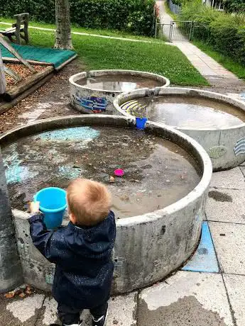 Photo de Spielplatz Schnäggeloch