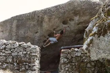 Foresta Fiorentini Bouldering