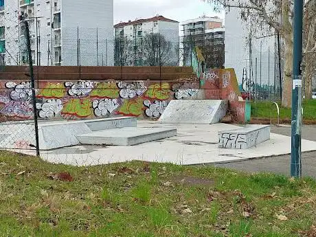 Mini skatepark
