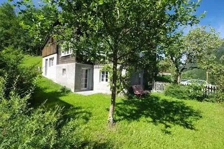Ahimsa Lodge