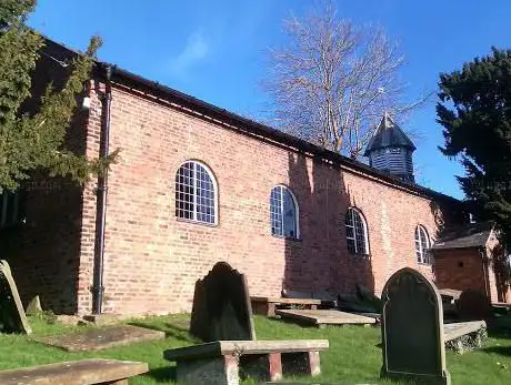 Photo de St John The Baptist C Of E Church