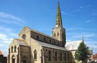 Photo de Église catholique Saint-Wandrille à Bollezeele, Paroisse Saint-Augustin-en-Flandre