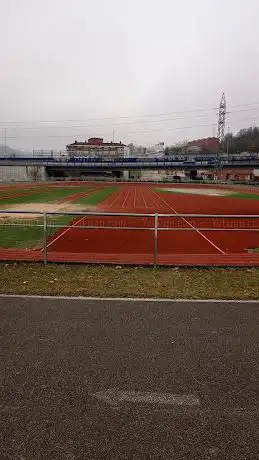 Photo de Pista Atletismo El pilar Lada