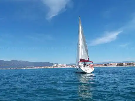 Photo de EMPURIABRAVA SAILING
