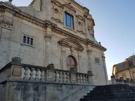 Photo de Chiesa san Michele Arcangelo.