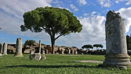 Photo de Domus della Fortuna Annonaria