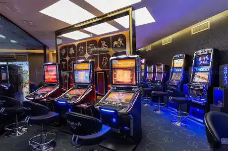 Sala Admiral SLOT & VLT