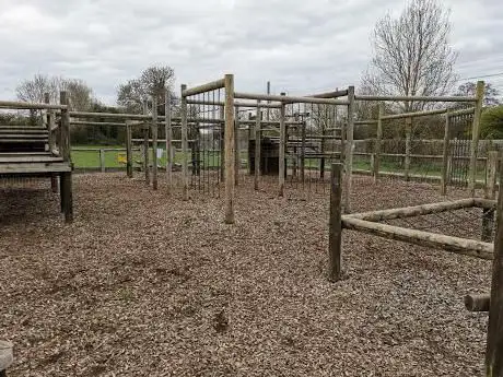Photo de Linear Park - Wooden Playground