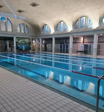 Municipal Pool Guilini