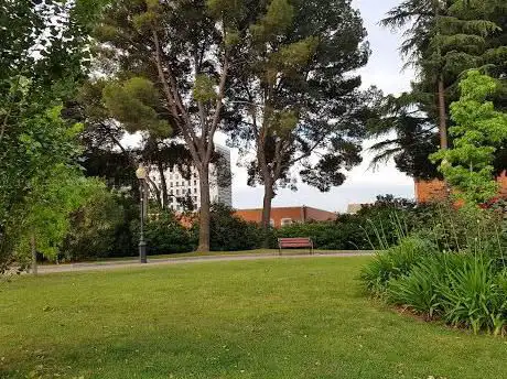 Photo de Plaça Ramon Maria Roca Sastre
