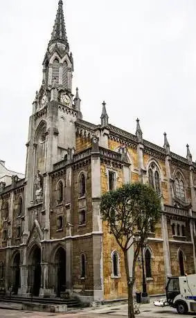 Photo de Sacred Heart of Jesus Church