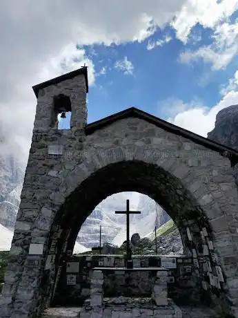 Photo de Rifugio Ai Brentei