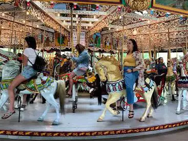 Photo de Grand Carousel