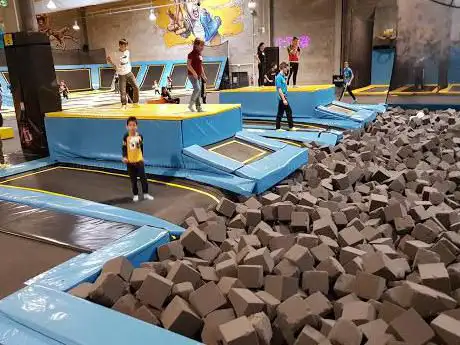 Photo de Trampoline Park You Jump Toulouse Sept Deniers