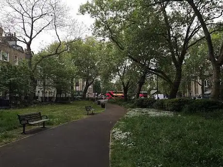 Photo de Paradise Gardens