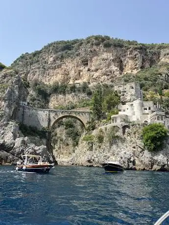 Photo de Ischia Private Boat Charter - Nestori Boats & Yachts
