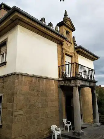 Photo de Residencia de Venerables Sacerdotes