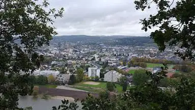 Photo de Moselhöhenweg - Rastplatz Freibad Nord