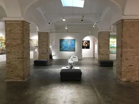 Photo de Villa del Arte Galleries Barcelona (C/ de la Palla)