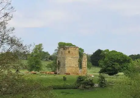 Photo de West Ayton Castle
